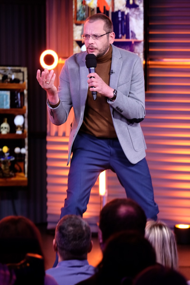 Új produkcióikkal térnek vissza a Comedy Club nagy nevettetői a tévéképernyőkre
