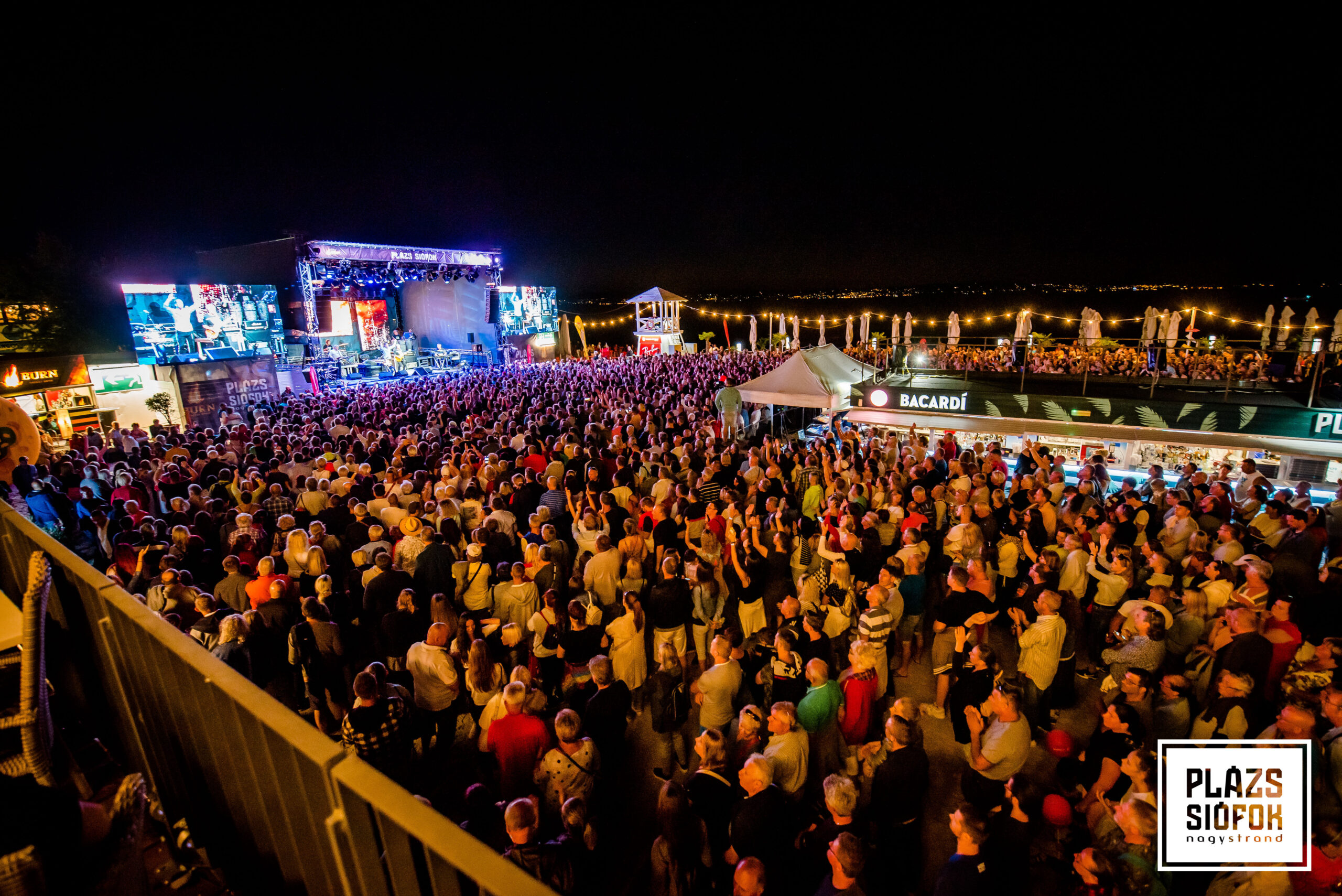 Fergeteges Fergeteg partyval indítja a PLÁZS a szezont