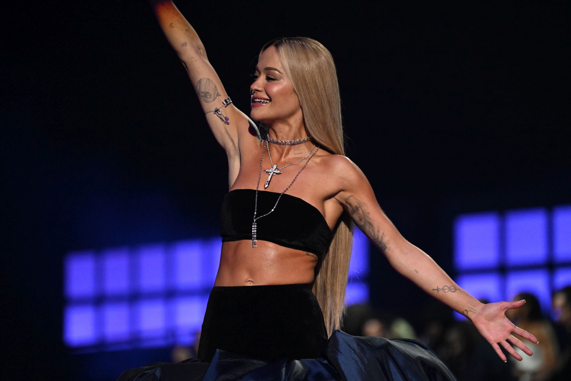 Taylor Swift nyerte a legtöbb szobrot az MTV EMA díjátadón