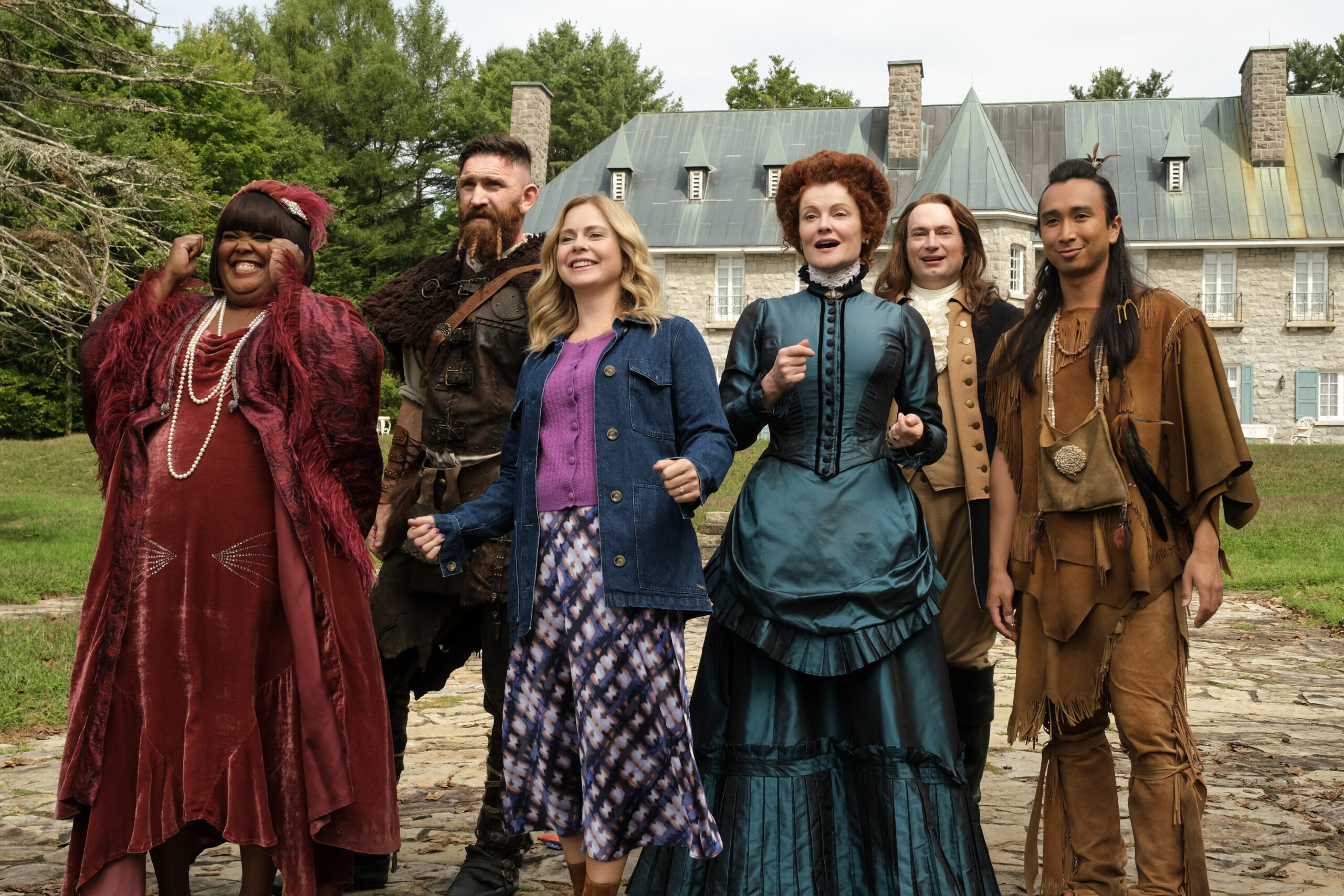 A Kísértetek negyedik évadjával indul a strandszezon a Comedy Central csatornáján