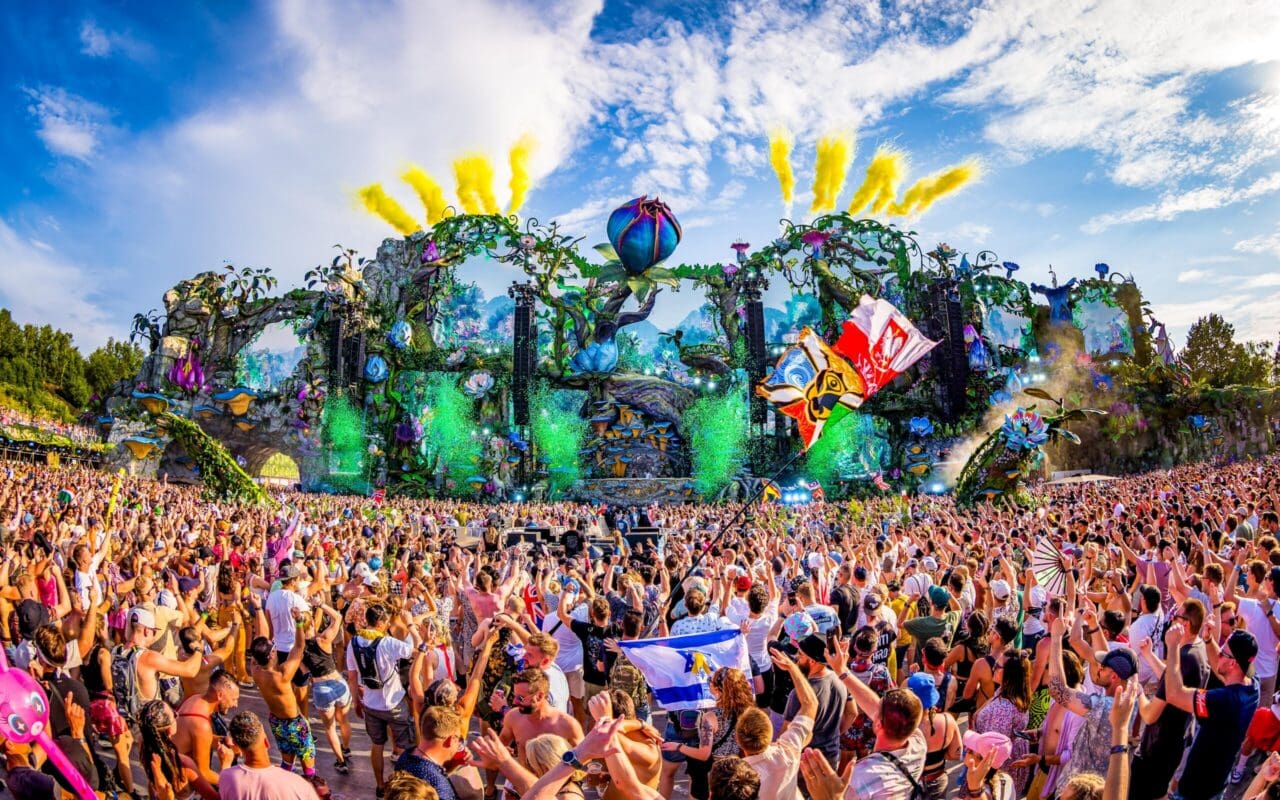 Tomorrowland tűzijáték tilalom - Tomorrowland tűzijáték tilalom – Tomorrowland Weekend 1: Tűzijáték helyett extra